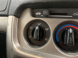 エアコンが装備されておりますので車内を快適な温度に保つことが出来ます!!