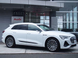 Audi e-tron 50 quattro S line入荷!