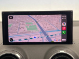 ●Apple Car Play:スマホとの有線接続で、ナビ・オーディオ再生などスマホのアプリ機能が画面でも使える便利機能です!