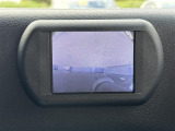 【サイドモニター】側方のカメラの映像がモニターに映し出すことができます!サイドの見えない死角や、障害物との距離感をしっかり確認することができます!駐車が苦手な方におすすめです。