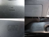 運転席・助手席SRSエアバッグは勿論ですが、サイド&カーテンエアバッグ、更に運転席にはニーエアバッグも装備しておりますので、万が一の際には大切な乗員を保護してくれます☆