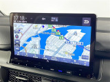 【11.4型Honda純正ナビゲーション(Honda CONNECT対応)】通信により地図が自動で更新され、車内Wi-Fiでスマホやタブレット、ゲーム機なども楽しめます。