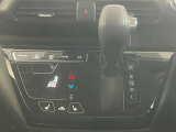 「オートエアコン」車内の温度を感知して、自動で温度調整をしてくれます