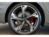 アルミホイール 5アームフラッグデザイングロスアンスラサイトブラックポリッシュト 8.5Jx19 245/35R19 (Audi Sport)