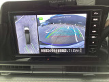 空から見ているような視点で周囲が確認できるアラウンドビューモニター、進行方向周辺の移動物を感知する”MOD”機能付きで安全運転をサポートします。