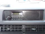 AM/FMラジオが装備されています。時計機能つきです。
