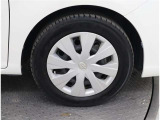 タイヤサイズは、175-65-15、残り溝は約6mm.