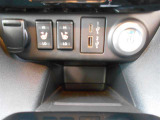 運転席、助手席にシートヒーター装備!USB電源ソケットはタイプA、タイプCを装備しています。