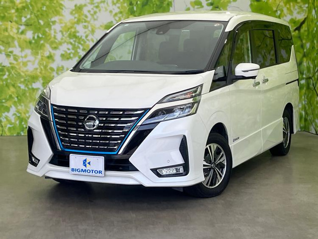 セレナ 1.2 e-POWER ハイウェイスターV 