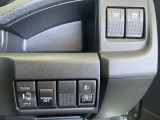 リアドアは助手席側が電動スライドドアとなっており、車内やキーレスからもリモコンでオープン/クローズが可能です。