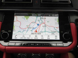 NissanConnectナビゲーションシステム(地デジ内蔵)(9インチワイドディスプレイ、ハンズフリーフォン、VICS(FM多重)、ボイスコマンド、Bluetooth対応、USB接続、Apple CarPlay・Android Aut連携機能