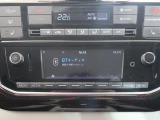 CDだけでなく、Bluetooth接続も可能となっております。有線でのわずらわしさがなくお気に入りの音楽でドライブをお楽しみいただけます