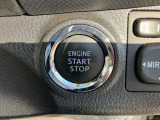 ★プッシュスタートシステム★エンジンスタートは最近はやりのプッシュスタート!鍵を車内に持ち込めばシリンダーに差し込まなくともボタン1つでエンジンがかかる★