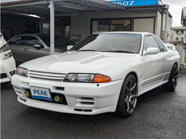 スカイラインGT-R（日産）の中古車 | 中古車情報・中古車検索なら【車選びドットコム（車選び.com）】