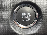 【プッシュエンジンスタート】鍵を挿さずにポケットに入れたまま鍵の開閉、エンジンの始動まで行えます!