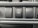 4WDへの切り替えはボタン一つでできます。