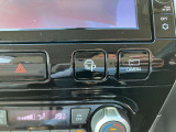 インテリジェント パーキングアシスト機能付き!駐車時にハンドル操作をシステムが自動で行うので、ドライバーはアクセルとブレーキの操作と、周囲の安全確認に専念することができます。
