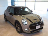 MINIオーナーのために設計されたオリジナルのMINI自動車保険がございます。車のことは全ておまかせください。