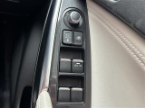 運転席のスイッチで、各席の窓ガラスの開閉ができます!あると便利ですよね!
