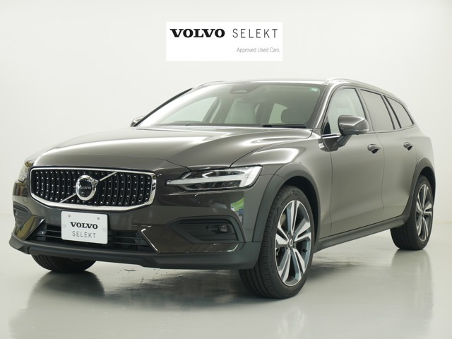 V60クロスカントリー アルティメット B5 AWD 4WD 