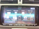 嬉しい装備です♪フルセグTV・DVD再生・Bluetoothオーディオに対応しています!!