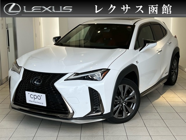 UX 250h Fスポーツ 4WD 