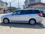 夜22時までライトアップ!展示車見放題!夜間はスタッフも居ませんが、時間を気にせず心置きなく御覧ください。
