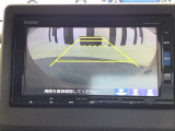 バックカメラ付きで後方の確認も安心です!スムーズな駐車・車庫入れをサポートいたします!