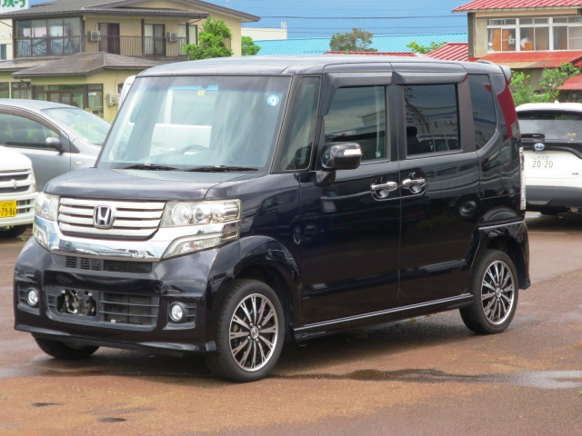 N-BOXカスタム G ターボ パッケージ 4WD 