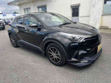 C-HR ハイブリッド 1.8 S LED パッケージ