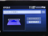 ナビ画面に連動したETCを装備しています。 過去に利用した利用料金も一目で分かって、とっても便利です。 ETCの抜き忘れ、挿し忘れも警告してくれるので安心ですね。