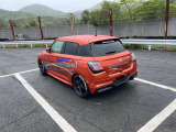 納車後すぐに速攻チューン!REVSPEED掲載済!エンジンやミッションはそのまま、スイスポのオリジナル車高調を流用。マフラー交換で排気効率UP!仕上がりは非常に楽しい一台!店舗展示中!ご来店お待ちしております!