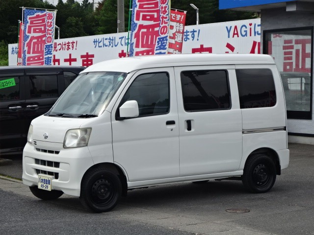 ハイゼットカーゴ スローパー リヤシートレス仕様 折り畳み補助シート付き 4WD 