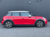 MINI正規ディーラーならではの品質の高い認定中古車を常時20台以上展示しております。