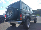 ランドクルーザー70バン!3ドア!ショート!グレードLX!FRPトップ!ディーゼルターボ!4WD!5MT!社外アルミ!