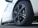 新車や中古車購入のお支払いには、オートローンがご利用いただけます。お客様にあわせた返済方法・借り入れ額・借り入れ期間等を選択できます。