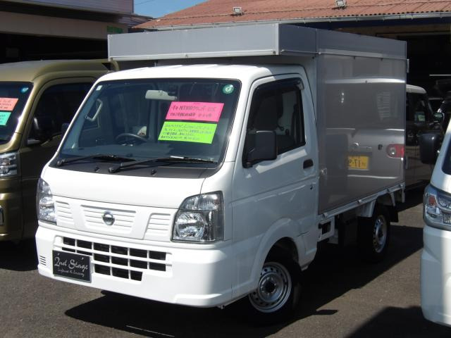 日産 NT100クリッパー 