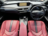 UX 250h Fスポーツ ユーザー買取/1オーナ/10.3型ナビ/BSM/HUD/置くだけ充電/3眼LED