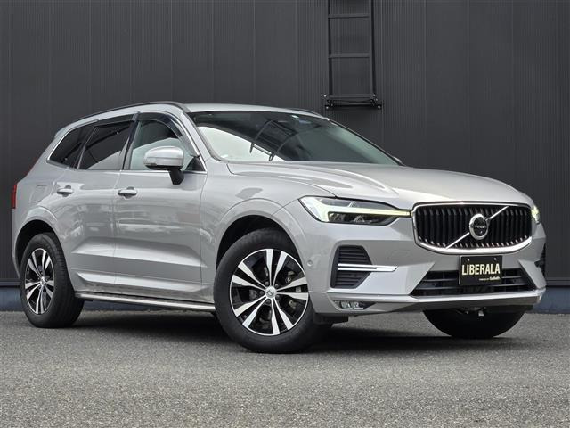 XC60 B5 AWD モメンタム 4WD 4WD 本革シート