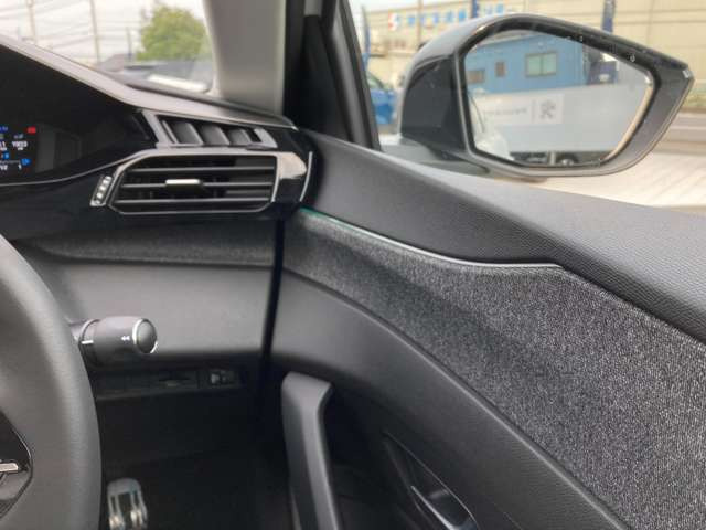 中古車 プジョー 408 アリュール の中古車詳細 (8,000km, パール, 茨城 