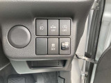 運転席操作部です!わからないスイッチ類や操作部はお気軽にお問い合わせ下さい!