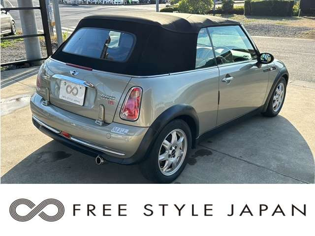 中古車 BMW MINI ミニコンバーチブル クーパー サイドウォーク の中古車詳細 (66,000km, ゴールド, 茨城県, 55万円) |  中古車情報・中古車検索なら【車選びドットコム（車選び.com）】