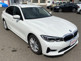 BMW3シリーズ 320d xDrive 4WD/純正ナビゲーション/バックカメラ/クルーズコントロール/シートヒーター/ETC/ドライブレコーダー/パワートランクリッド/純正アルミホイール/コーナーセンサー