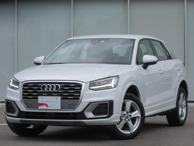 Q2 1.0 TFSI スポーツ 