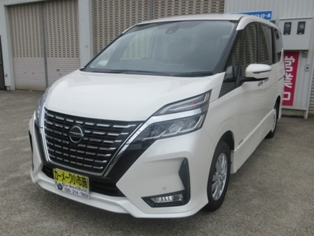 セレナ 2.0 ハイウェイスター V 4WD 