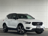 ボルボ XC40 T5 AWD Rデザイン 4WD