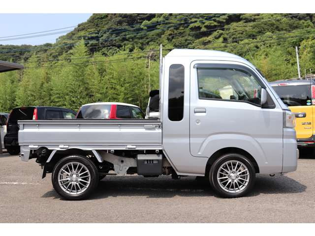 中古車 スバル サンバートラック グランドキャブ スマートアシスト ハイルーフ 4WD の中古車詳細 (10,000km, シルバー, 長崎県,  135.9万円) | 中古車情報・中古車検索なら【車選びドットコム（車選び.com）】