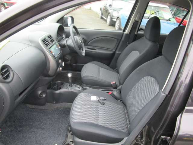 中古車 日産 マーチ 1.2 X FOUR Vセレクション 4WD SDナビ E 中古車 日産 マーチ 1.2 X FOUR Vセレクション 4WD SDナビ E