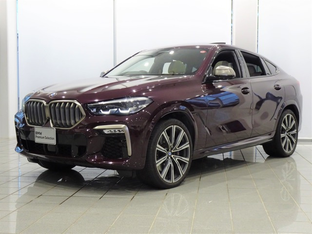 X6  M50i 4WD