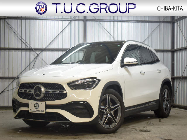 GLAクラス GLA200d 4マチック AMGライン 4WD 